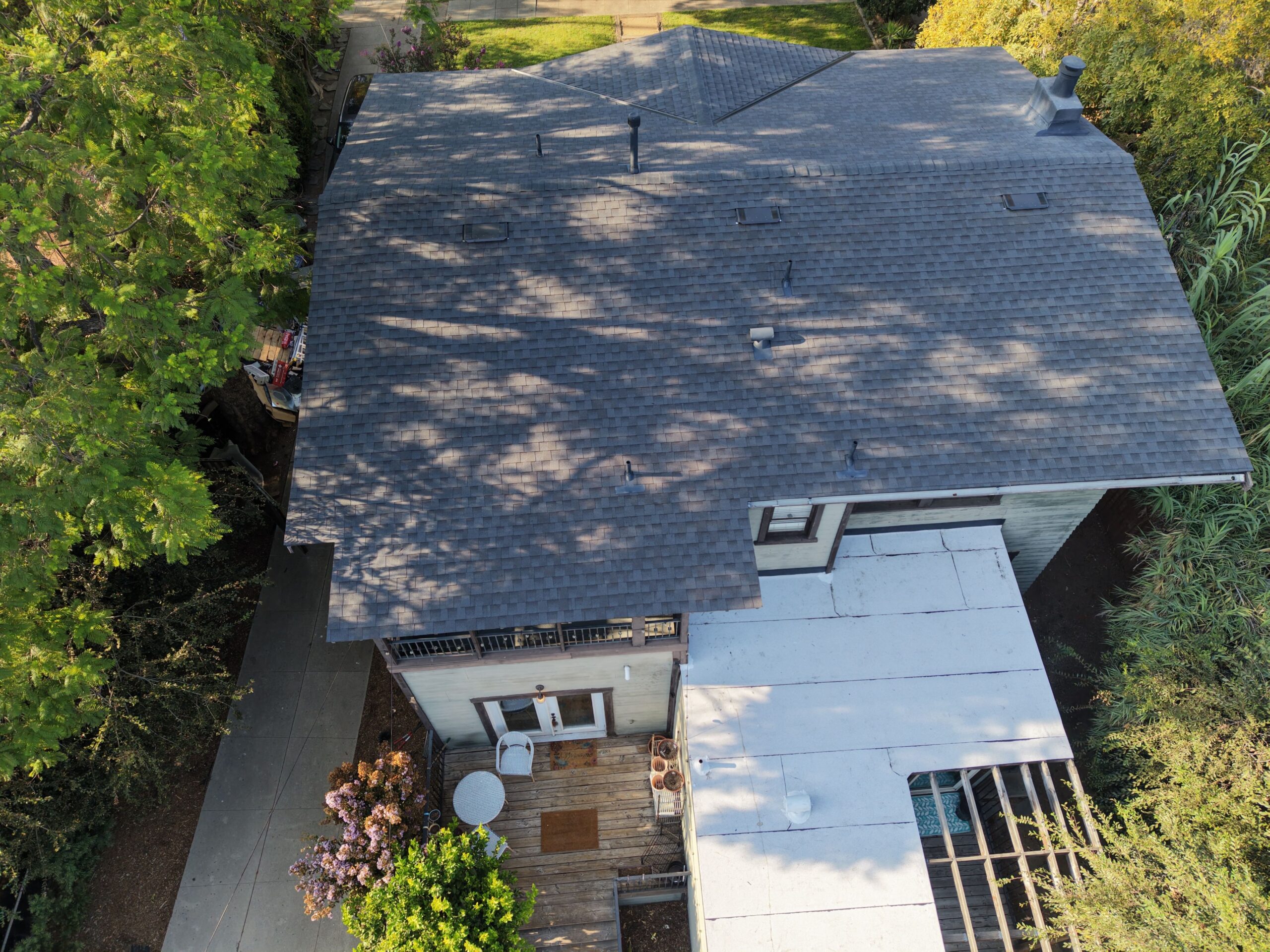 Asphalt shingle roof installation in Pasadena, CA by Green Ladder Roofing, a GAF Master Elite roofing contractor