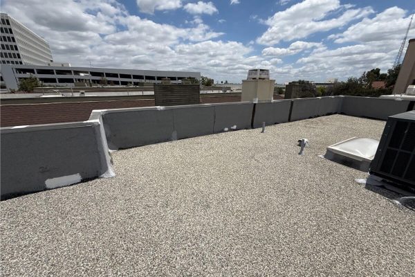 Ballasted gravel roof — roofing contractor serving Glendale, CA
